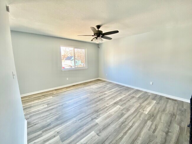 Foto del edificio - 1902 S Claremont Ave