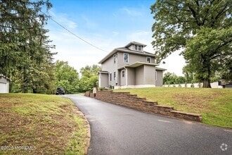Building Photo - 1253 Yardville Allentown Rd