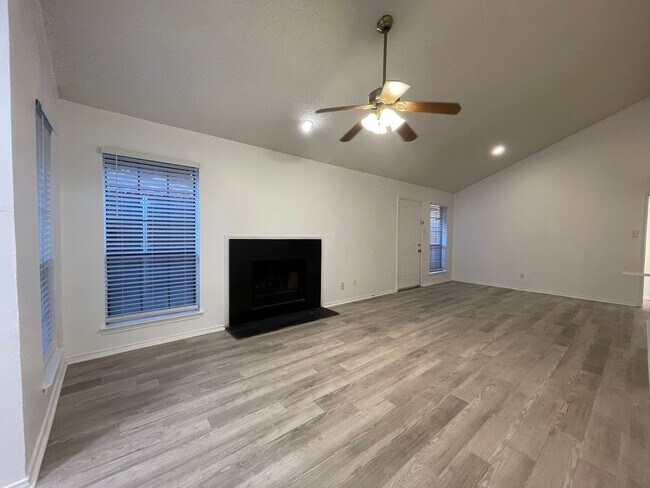 Foto del edificio - 2422-2424 Sherry Street