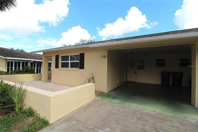 Foto del edificio - 390-301 301 Blvd W