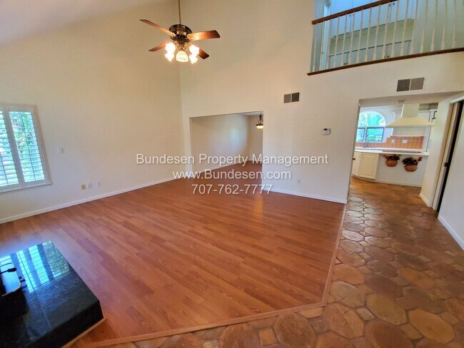Foto del edificio - Beautiful 4 Bedroom Home with Pool – Easts...