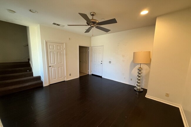 Building Photo - 602 Asbury Dr