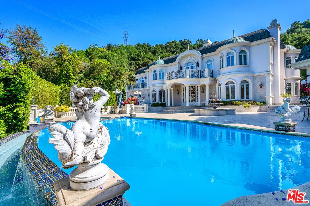 Foto principal - 11244 Briarcliff Ln