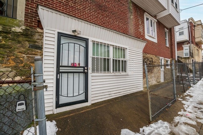 Foto del edificio - 5774 N 20th St