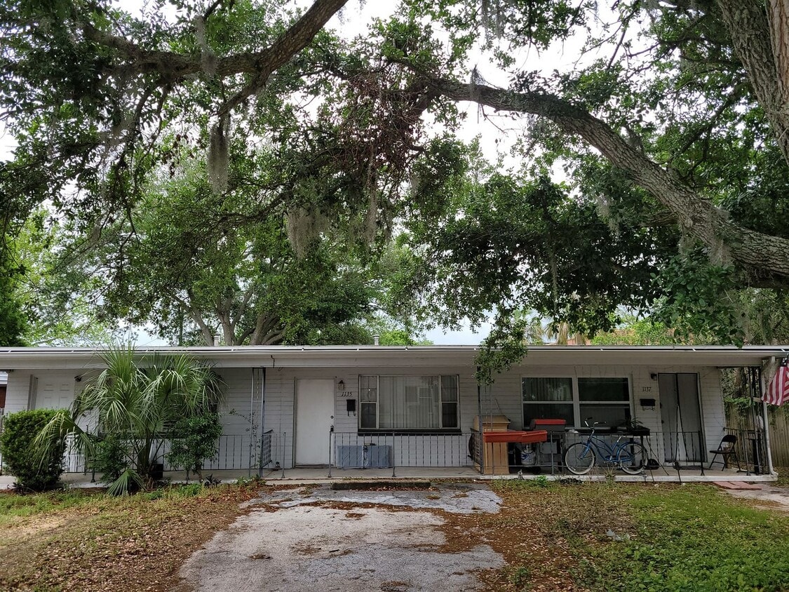 Martha Drive Triplex (3) - Martha Drive Triplex (3)