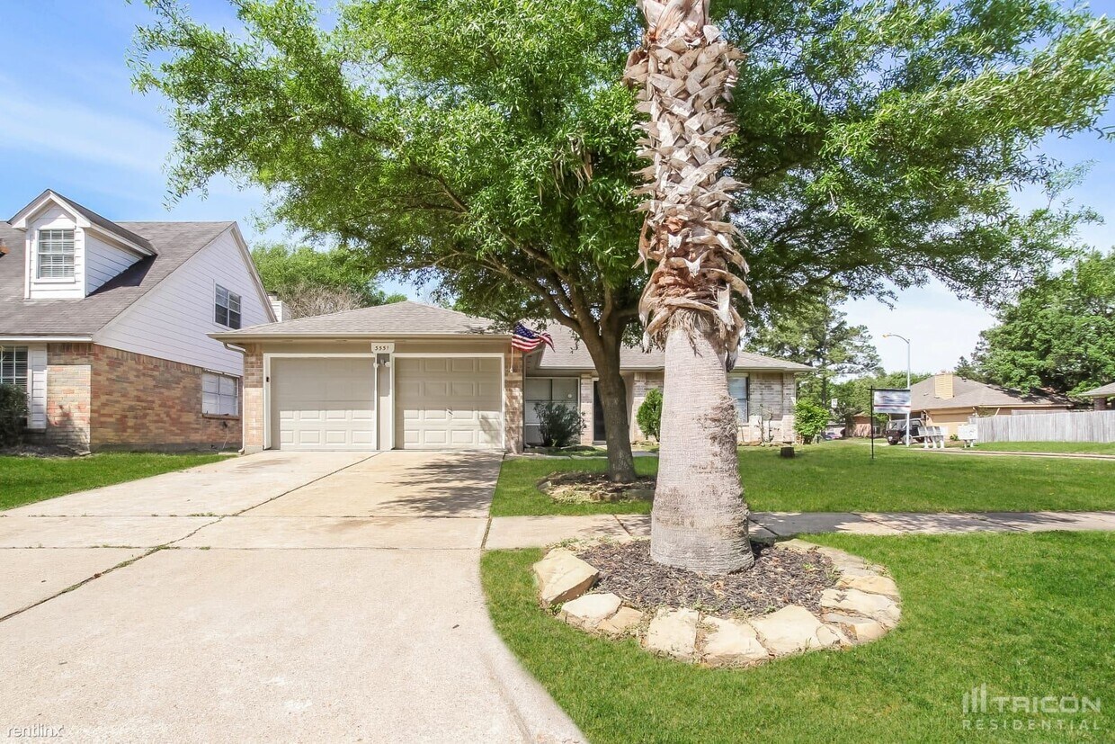 Foto principal - 3551 Windmoor Dr