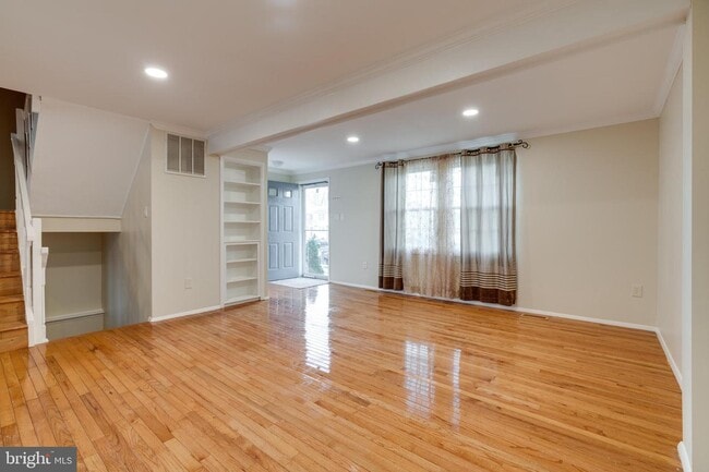Building Photo - 9202 Turtle Dove Ln