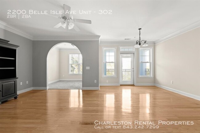 Building Photo - 2200 Belle Isle Ave