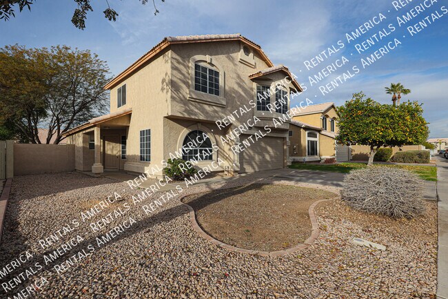 Building Photo - MOVE IN READY 4 BEDROOM IN MONTEREY POINT