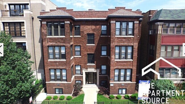 Foto del edificio - 3709 N Wilton Ave