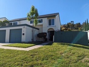 Building Photo - 8951 Ildica St