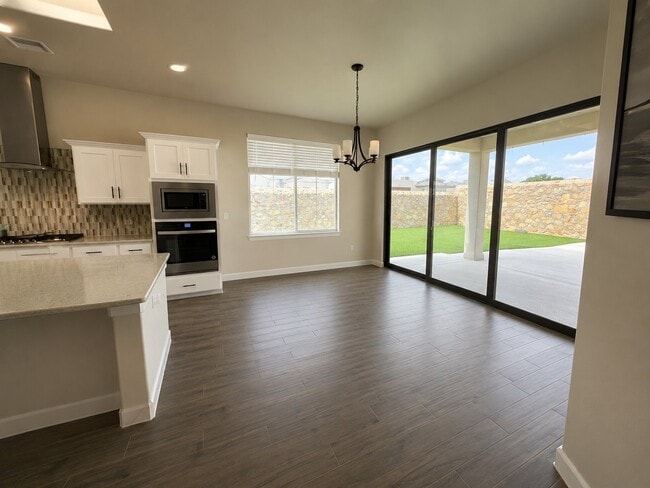 Foto del edificio - 876 Eastwell Dr