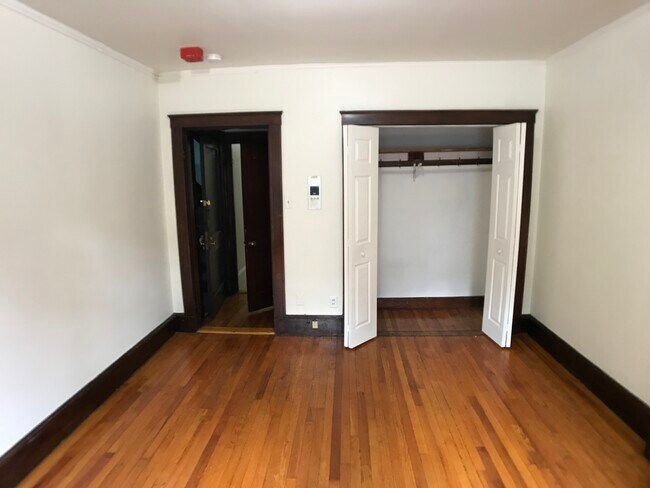 Foto del edificio - 157 Summer St