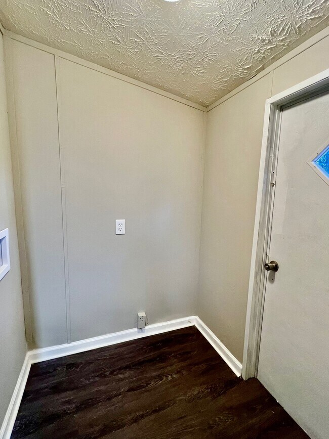 Photo - 5714 Saddle Club Rd House