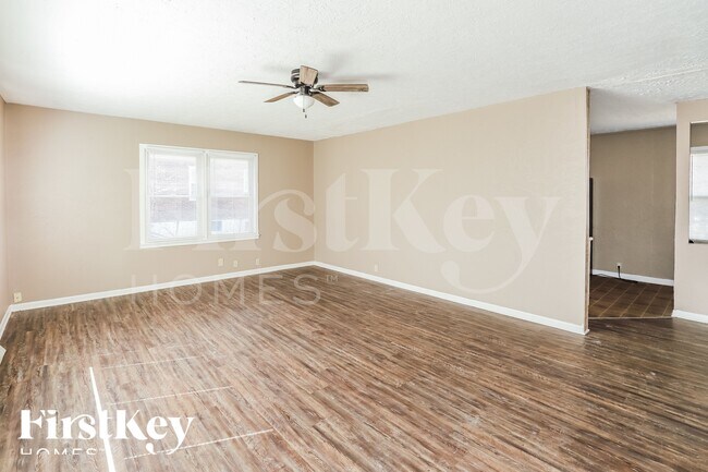 Foto del edificio - 11408 E Scarritt Ave