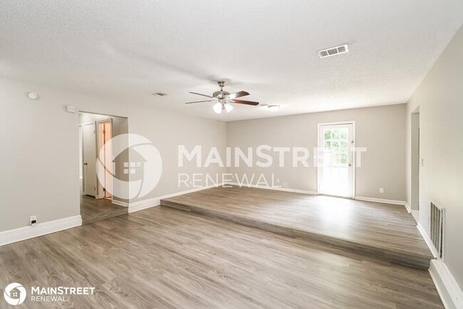 Building Photo - 6037 Blank Dr, Jacksonville, FL 32244