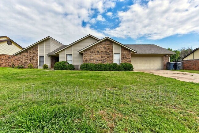 Photo - 7621 Doris Pl House