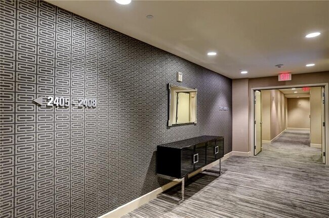Building Photo - 2795 Peachtree Rd NE