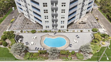 Building Photo - 300 Ocean Ave N