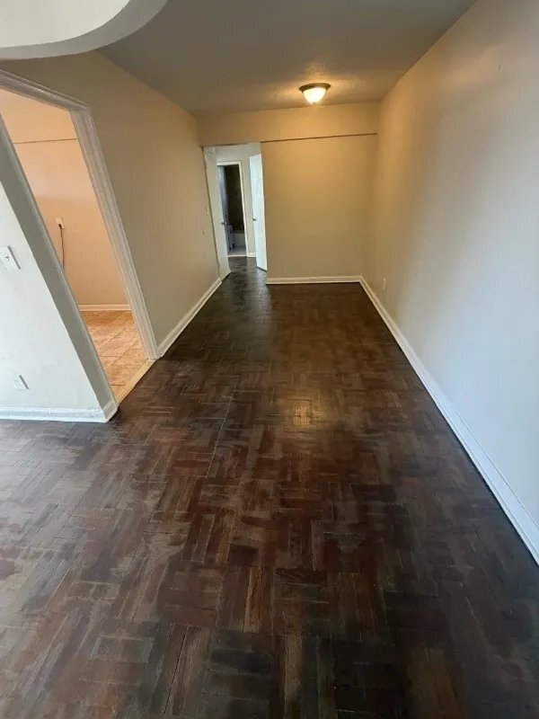 Foto del edificio - 103 Chancellor Ave
