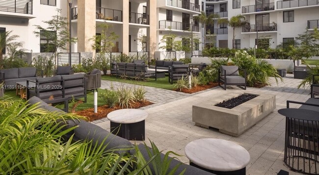 Foto del edificio - 11200 Biscayne Blvd