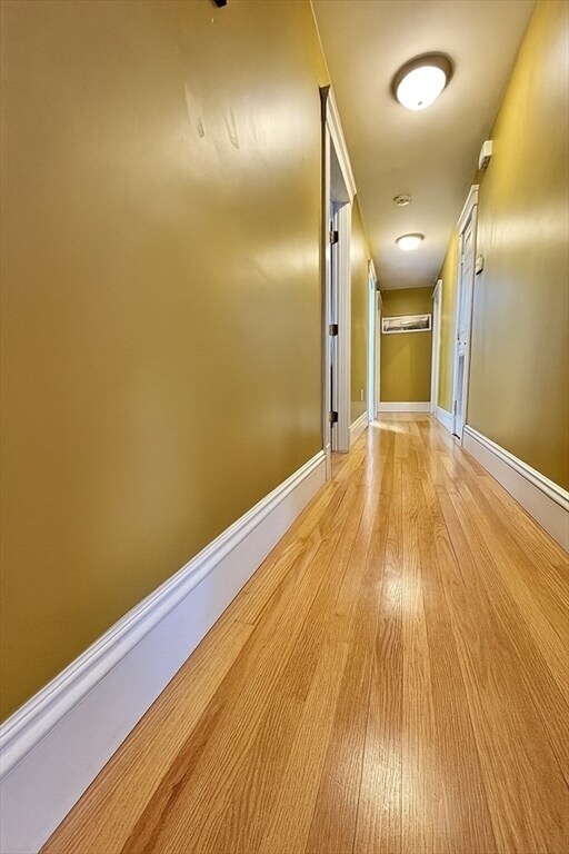 Building Photo - 158 Highland Ave