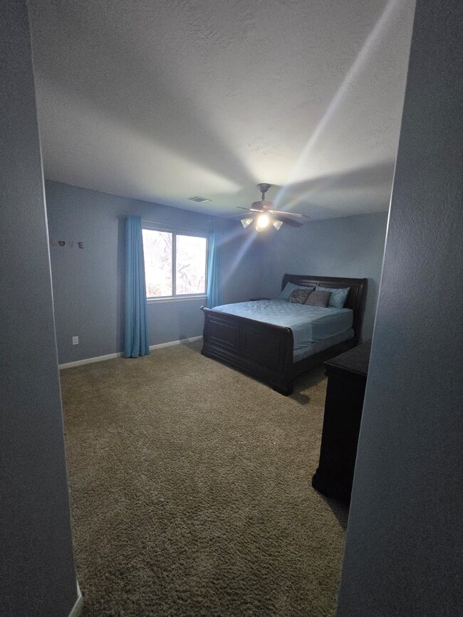 Photo - 10000 Nanak Dr House