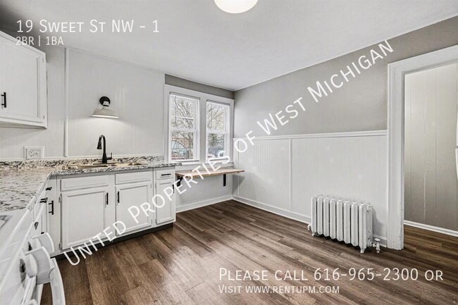 Building Photo - 19 Sweet St NW