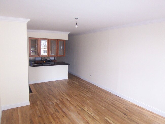 Foto del edificio - 746 10th Ave