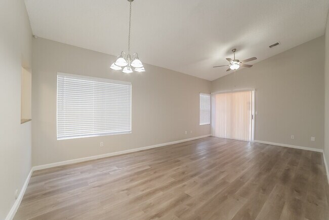 Foto del edificio - 5414 E Fairfield St