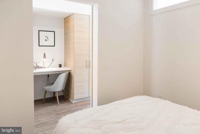 Building Photo - 1550-1511 11th St NW