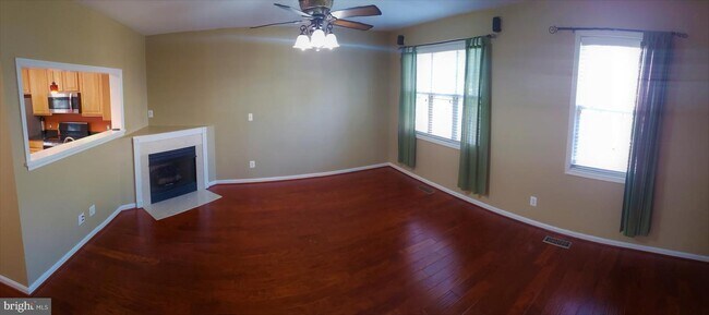Building Photo - 45 Sire Way
