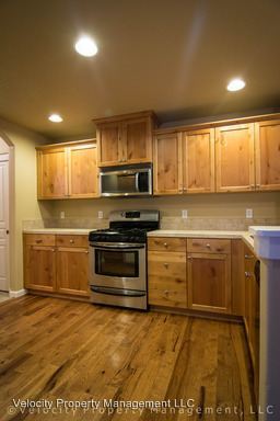 Foto principal - 20487 Brentwood Ave