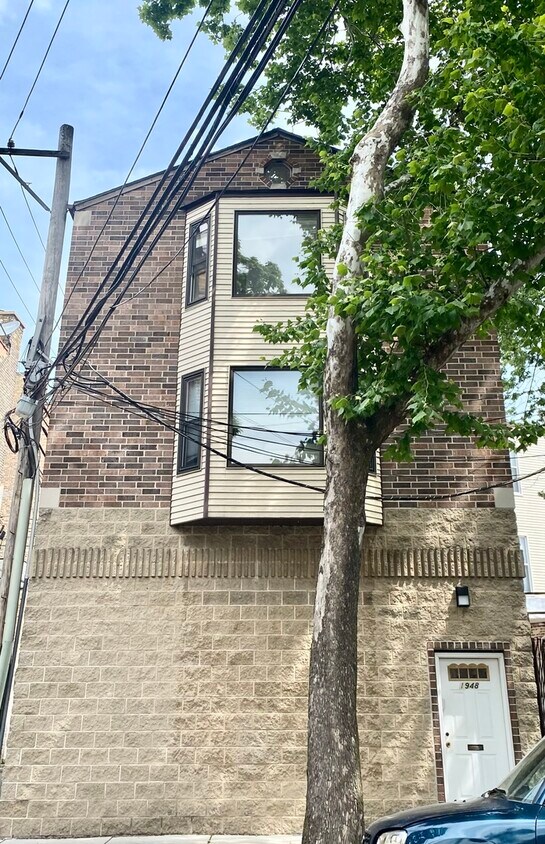 1948 W Byron St Unit 2B, Chicago, IL 60613 Condo for Rent in Chicago