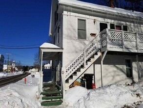 Building Photo - 1322 New Hampshire Rte 175