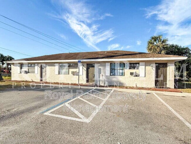Foto del edificio - 3744 Estelle Ave