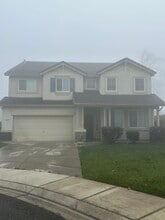 Building Photo - 490 Azalea Ct