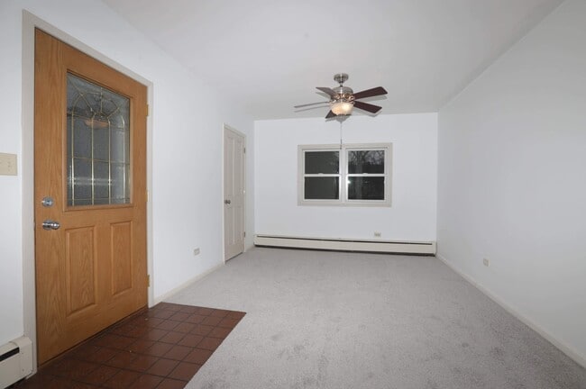 Building Photo - 822 Washington St