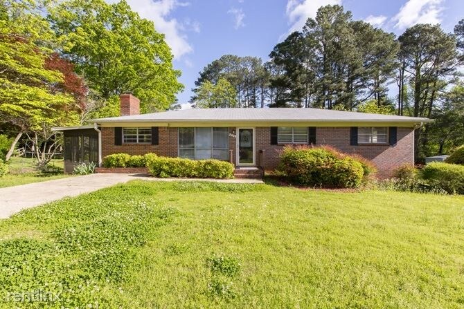 Foto principal - 2808 Cedar Ln