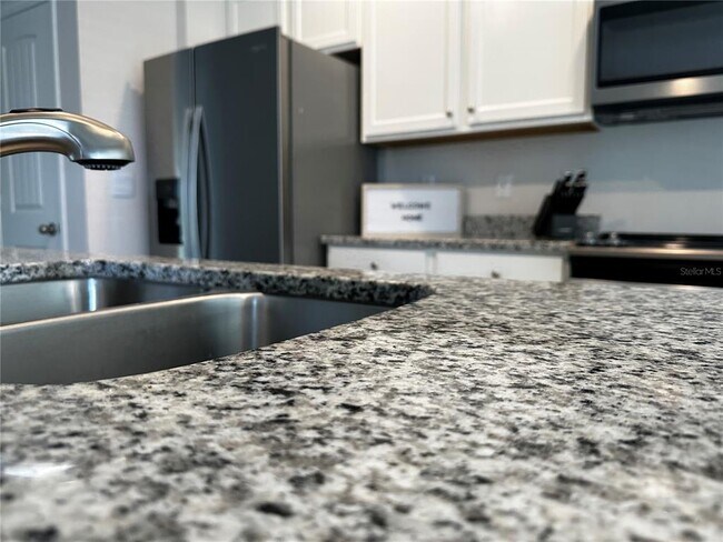 Building Photo - 10030 Salt Pt Dr