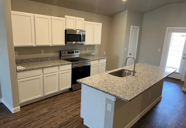 Building Photo - 3BR/2BA in Harvest, Frenship ISD District Available
