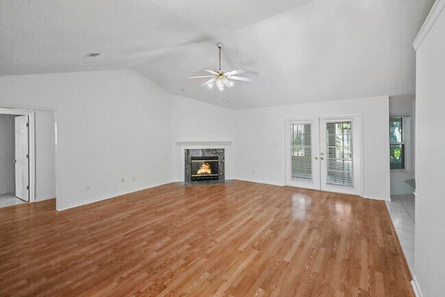 Building Photo - 1297 Calcutta Dr