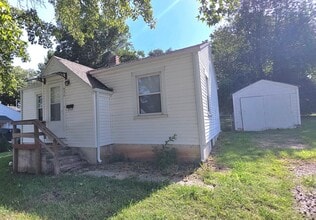 Building Photo - 436 S Newton Ave