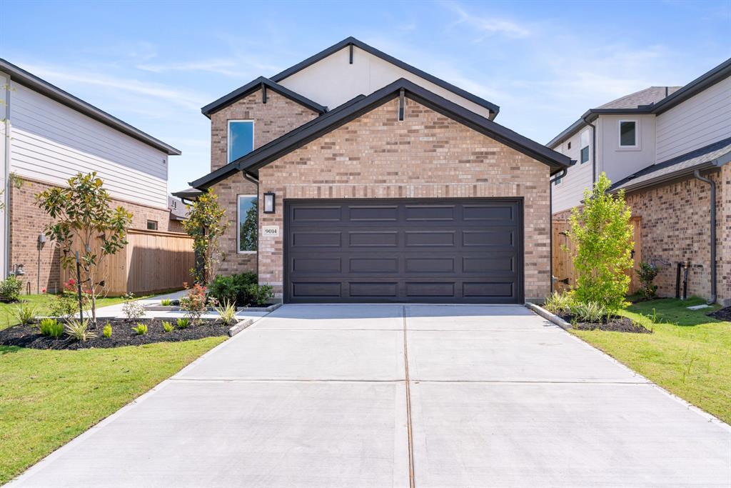 Foto principal - 9014 Cottage Cypress Ln