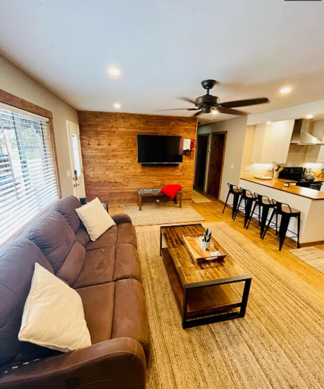 Building Photo - Beautifully Updated Home for Rent!