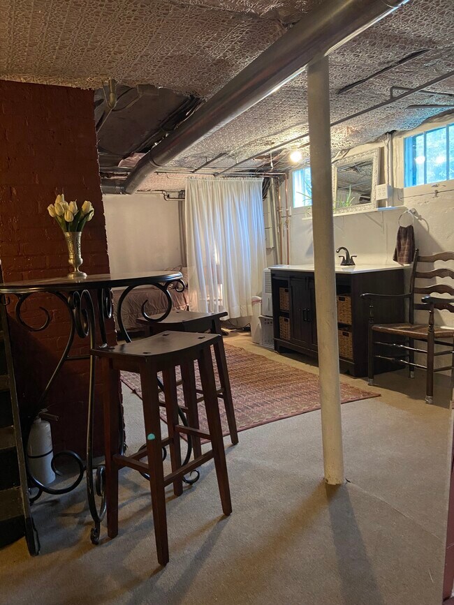dining- private - 115 Mountain Ave