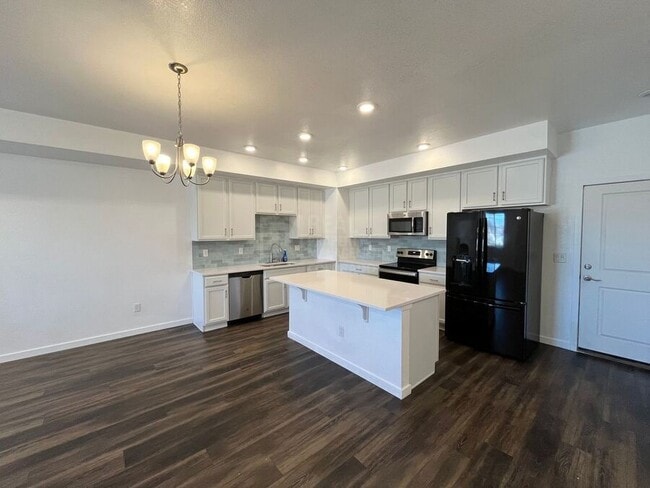 Photo - 811 E 98th-505 Townhome