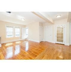 Building Photo - 39 Falkland St