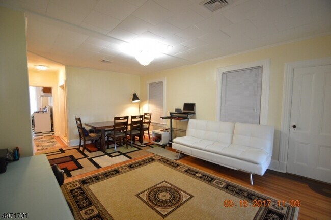 Foto del edificio - 87 Summit Ave