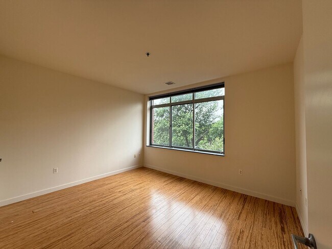 Foto del edificio - 25 McWilliams Pl